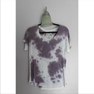 AMERICAN EAGLE OUTFITTERS - Tie-Dye Purple V-Neck